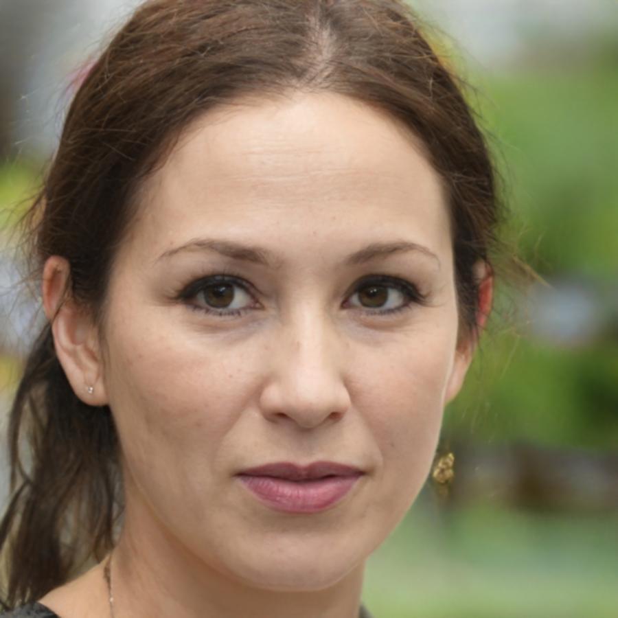 Marina López, experta en educación financiera